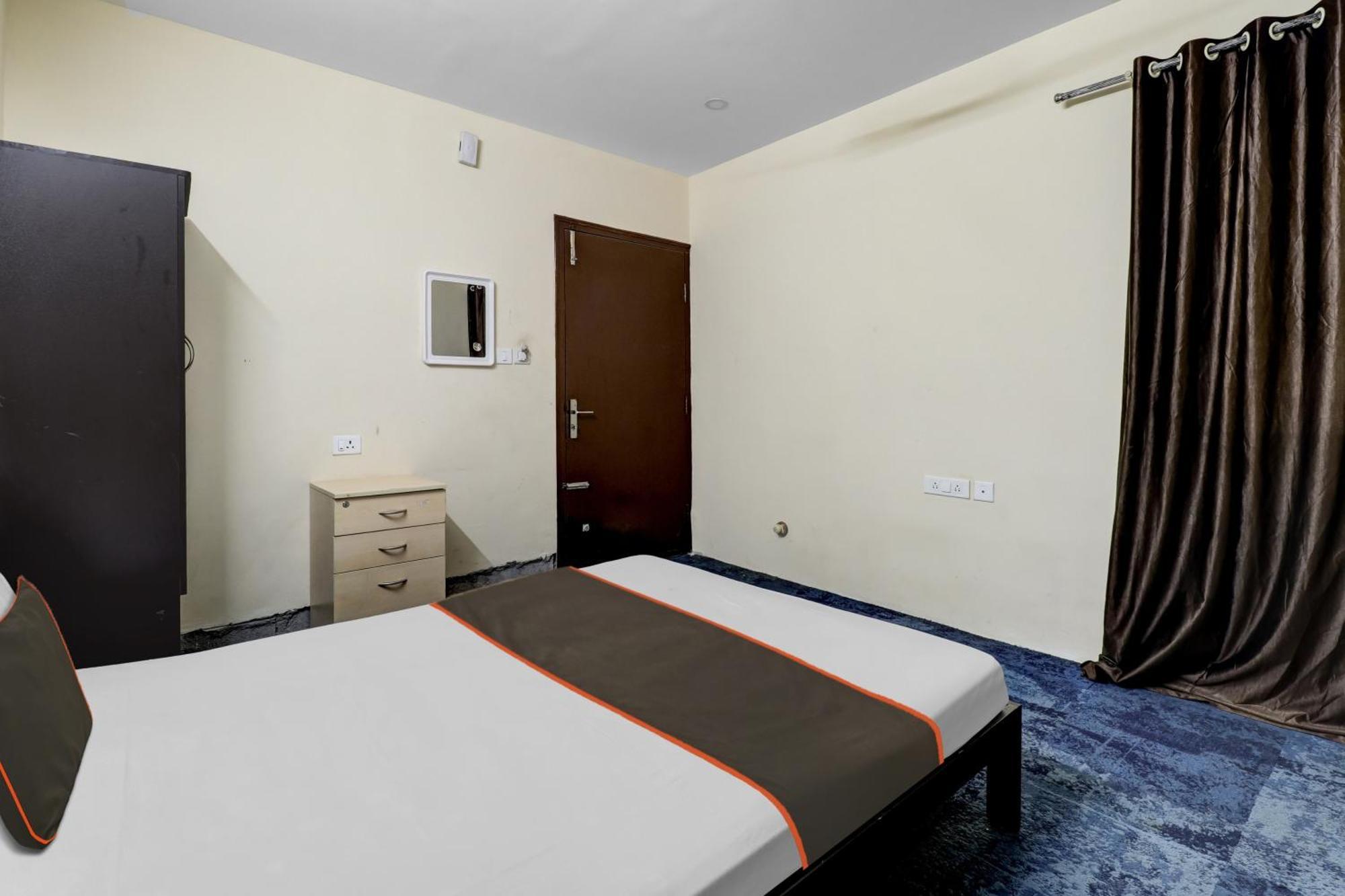 העיר בנגלור Hotel O Crescent Shine מראה חיצוני תמונה