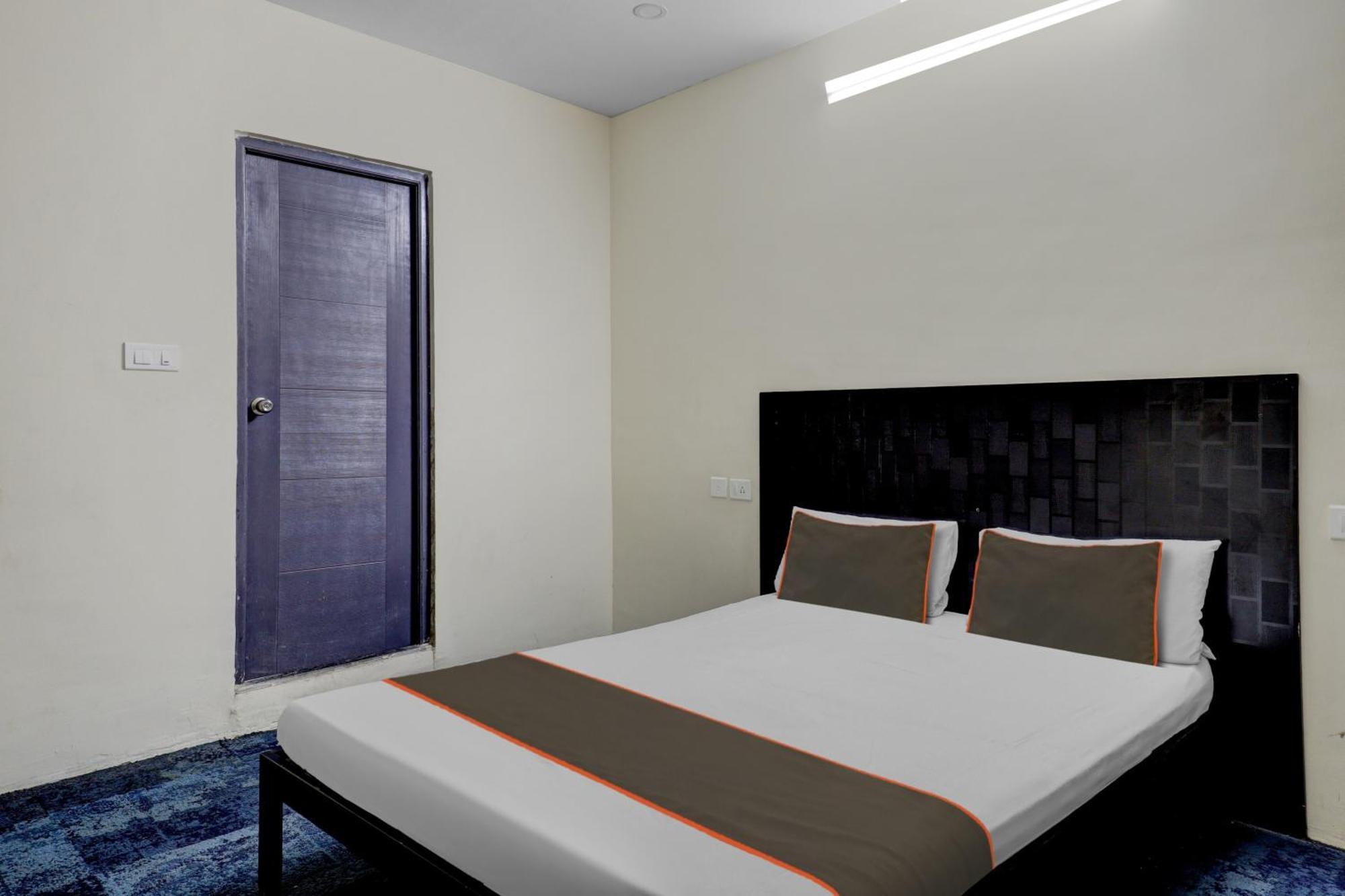 העיר בנגלור Hotel O Crescent Shine מראה חיצוני תמונה